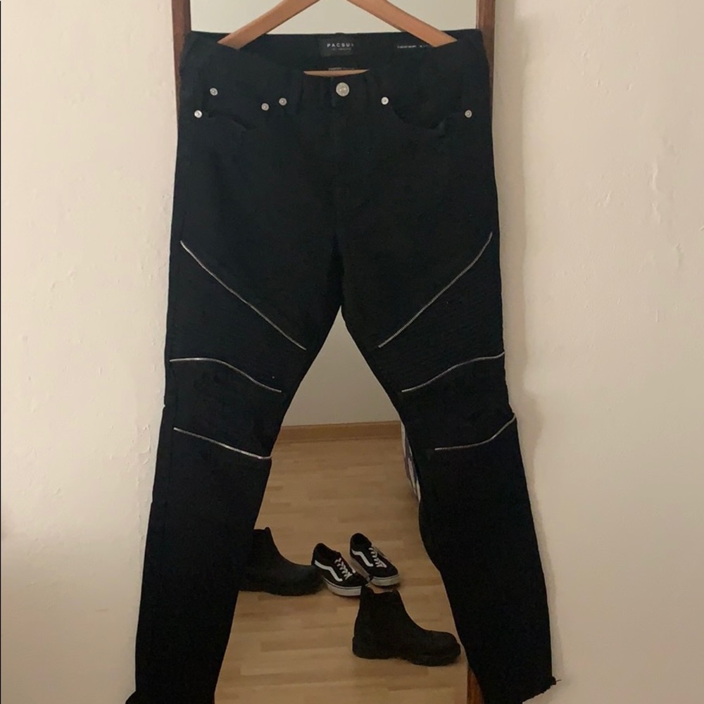 Pacsun Moto ripped skinny jeans
